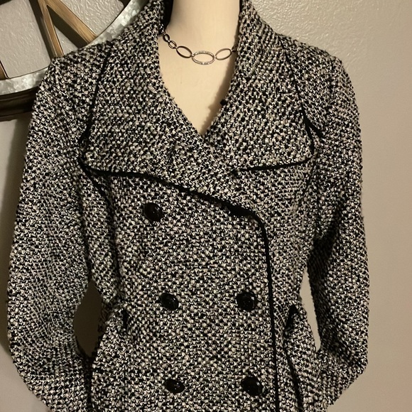 GUESS LOS ANGELES PEACOAT BELTED BLEND WOOL COAT. - Picture 2 of 11